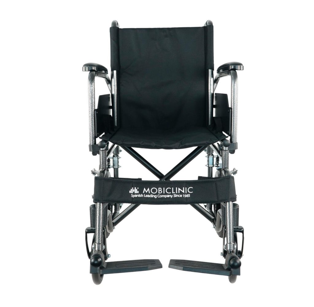 ¿Dónde comprar sillas de ruedas estrechas para espacios reducidos?